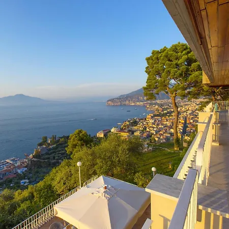 - Maria * Sorrento